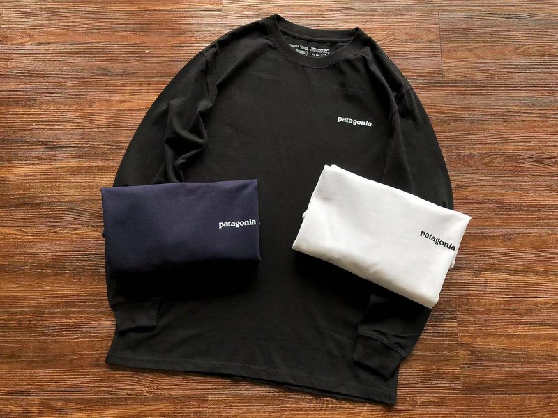 Лонгслив Patagonia Dark Mountain Landscape Print "Black" фото № 2