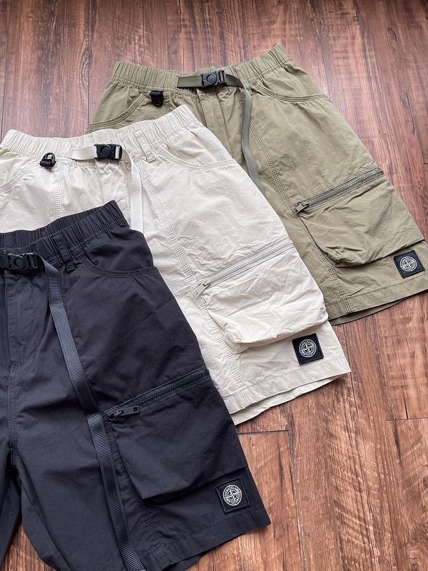 Шорты Stone Island With Large Pockets And Lock "Black" фото № 3