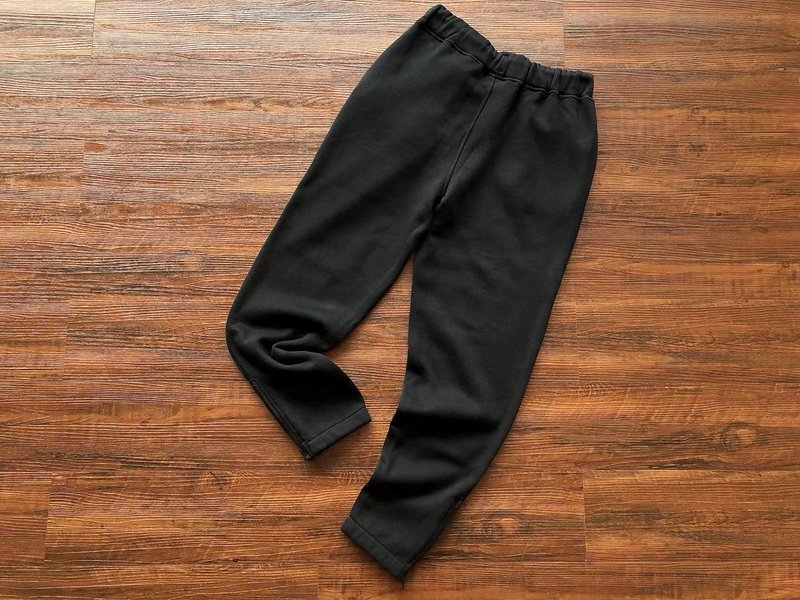 Штаны Trapstar Multicolor Embroidered Front Logo With Small Mirror Inscription "Black" фото № 2