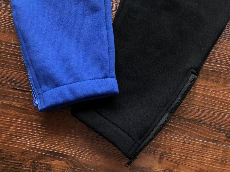 Штаны Trapstar Big Logo Above Small Mirror Inscription It's A Secret "Blue" фото № 5