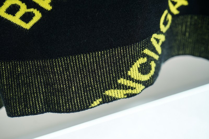 Кардиган Balenciaga With Pockets And Text Logo "Black" фото № 7