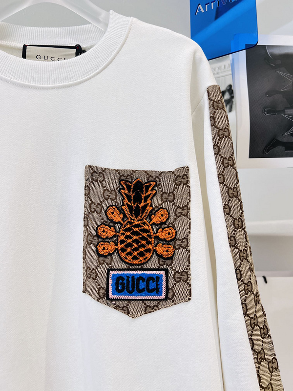 Свитшот Gucci Brand Style On The Sleeve "White" фото № 3