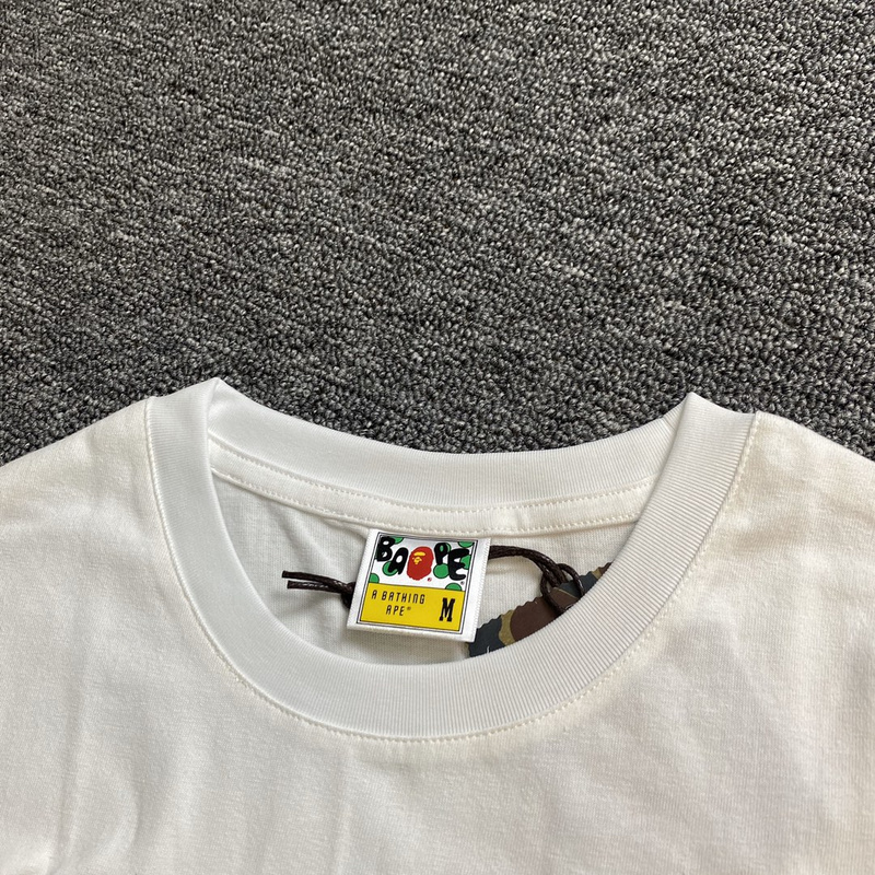 Футболка A Bathing Ape Tokyo Harajuku "White" фото № 4