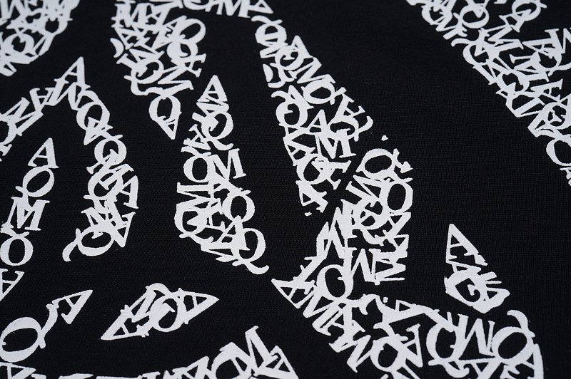 Футболка Alexander McQueen Image From Logo Letters "Black" фото № 4