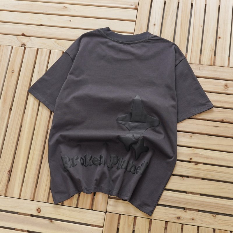 Футболка Broken Planet Hidden In The Dark "Gray" фото № 3