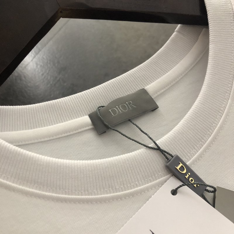 Футболка Dior With A Beautiful Print And Logo "White" фото № 7