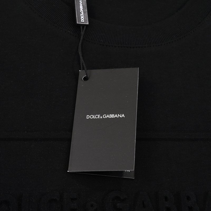 Футболка Dolce And Gabbana With An Embossed Logo "Black" фото № 3