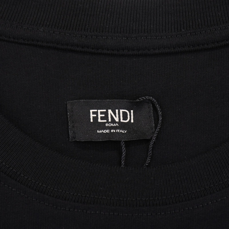 Футболка Fendi With The Inscription Of The Brand Logo "Black" фото № 2