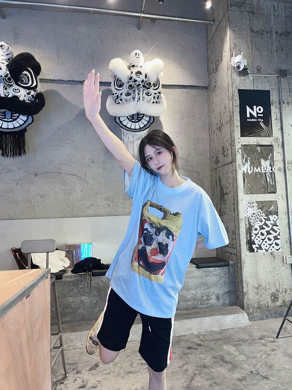 Футболка Givenchy Image of a Canister "Blue" фото № 9