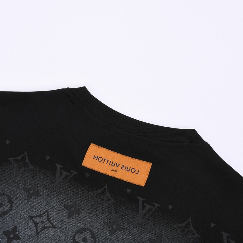 Футболка Louis Vuitton With A Gray Spot "Black" фото № 3