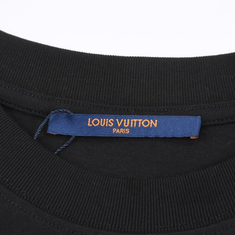 Футболка Louis Vuitton With A Symbolic Logo "Black" фото № 2