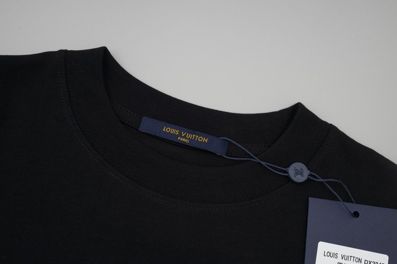 Футболка Louis Vuitton With Pattern "Black" фото № 3