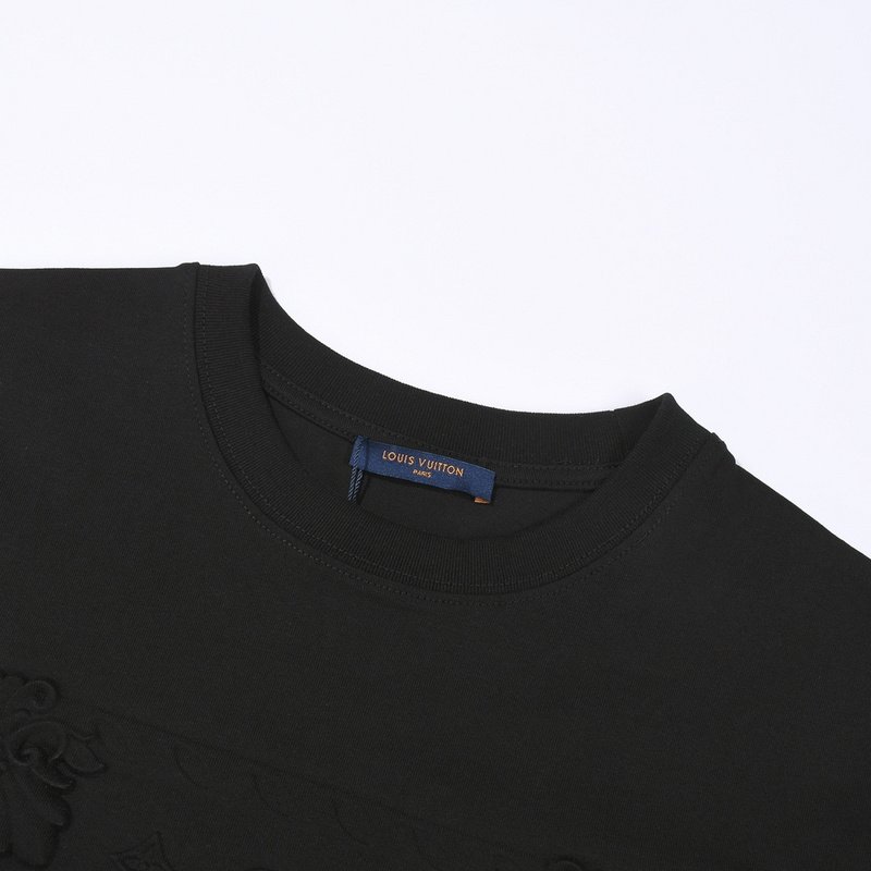 Футболка Louis Vuitton With Small Emblems "Black" фото № 6