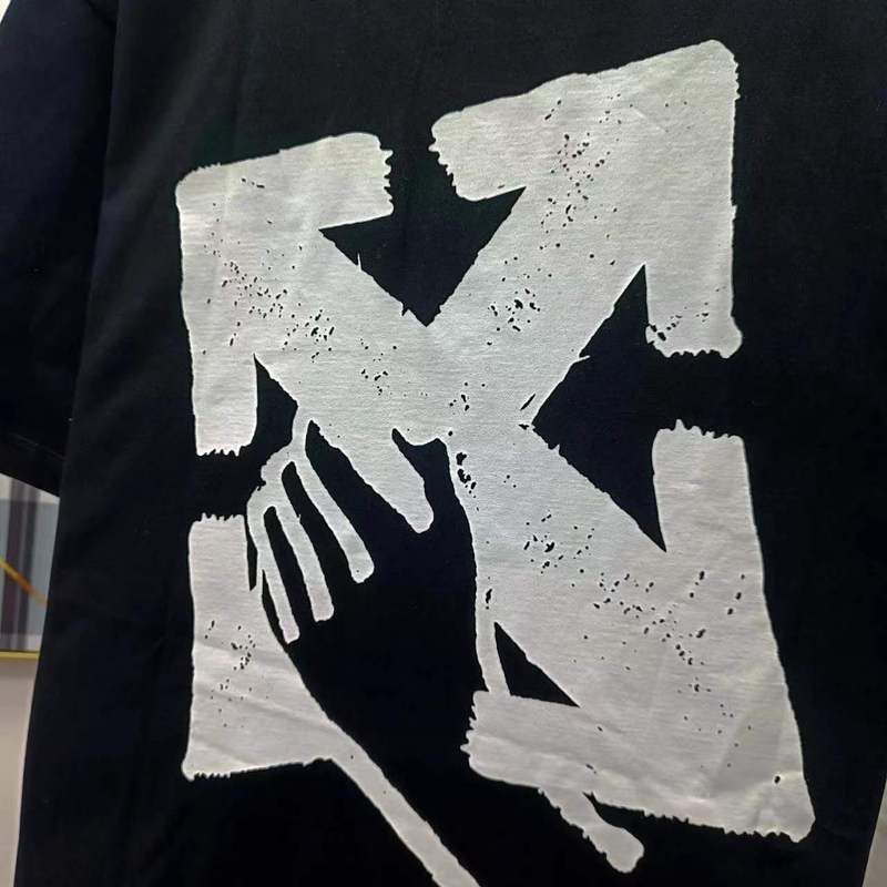 Футболка Off White Holding In His Hands "Black" фото № 8