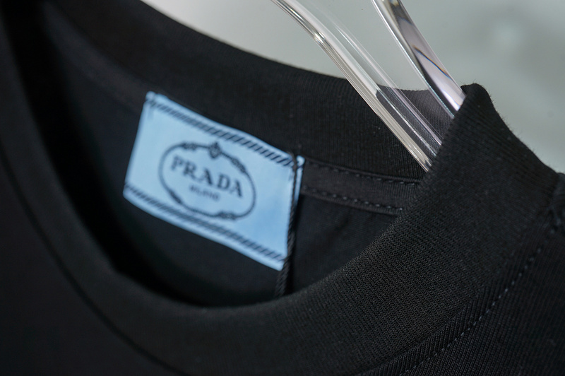Футболка Prada Print Man With Bags "Black" фото № 2