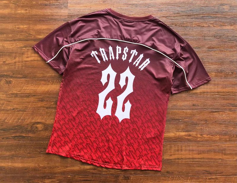 Футболка Trapstar Background From Repeating Small Logos "Red" фото № 2