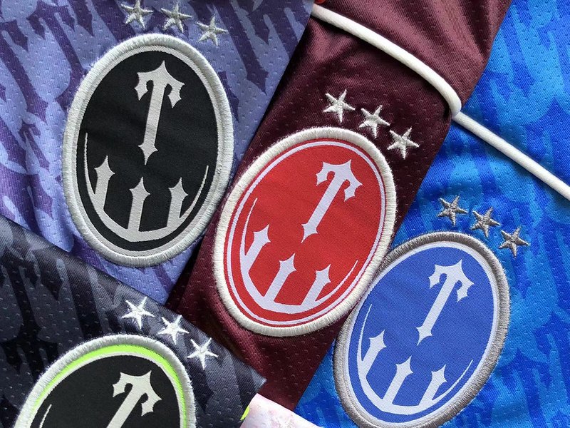 Футболка Trapstar Background From Repeating Small Logos "Red" фото № 8