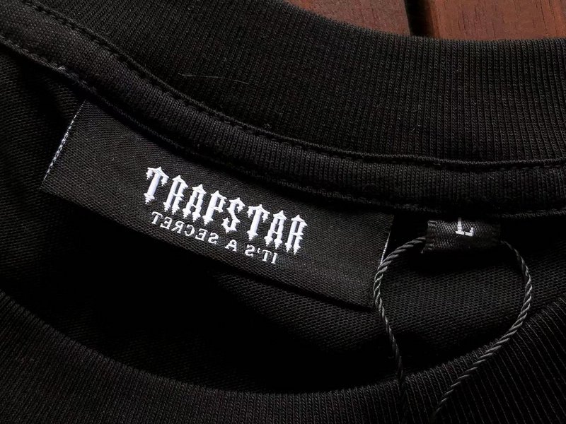Футболка Trapstar Logo Letters And Star Front Print "Black" фото № 3