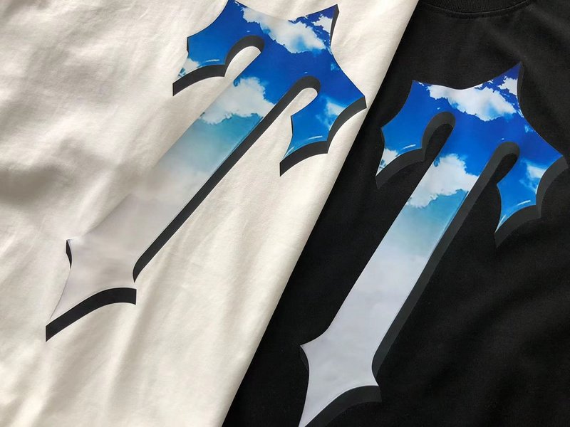 Футболка Trapstar Two Color Big Front Logo And Back Inscription "White" фото № 5