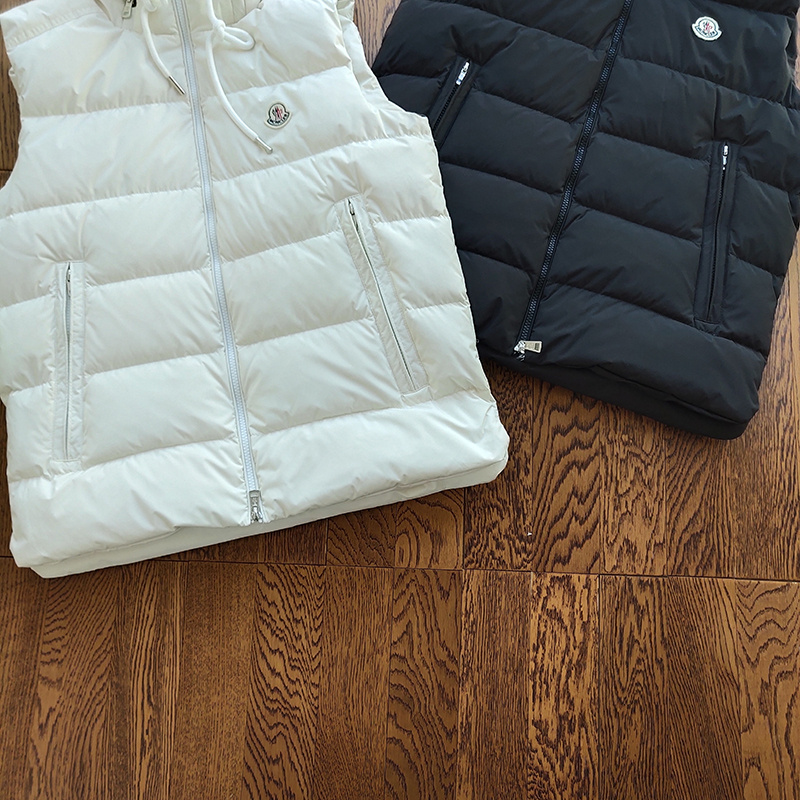 Жилетка Moncler Inscription On The Hood "White" фото № 7