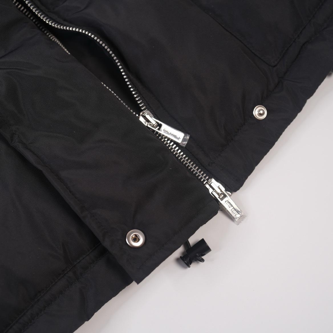 Пуховик Miu Miu Leather Accent "Black" фото № 3