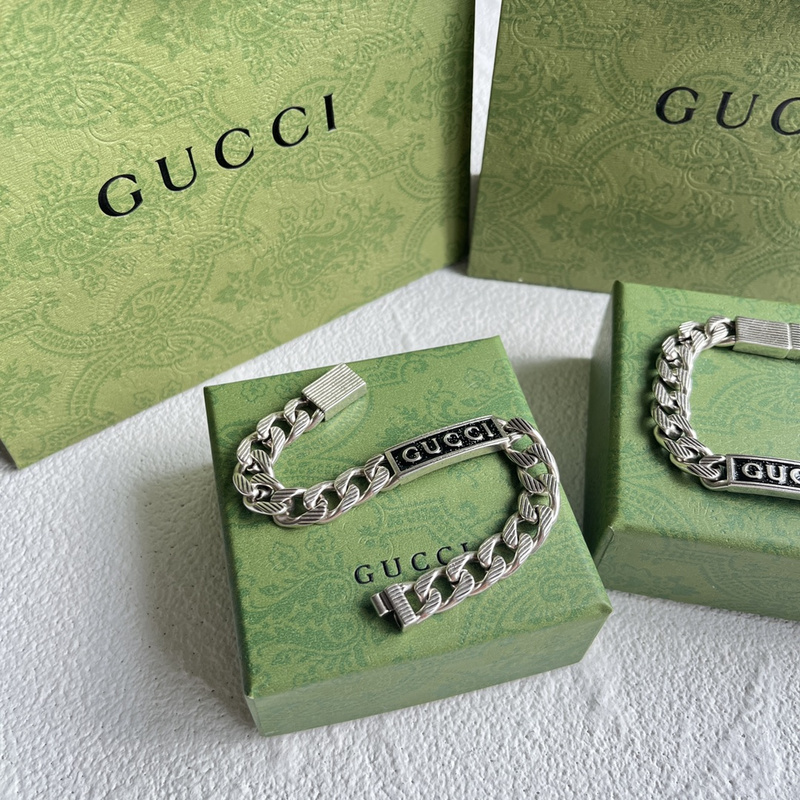 Браслет Gucci With Brand Engraving "Silver" фото № 2
