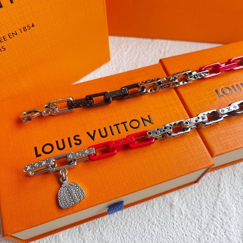 Браслет Louis Vuitton With A Monogram "Silver/Red" фото № 2