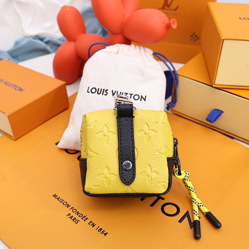 Брелок Louis Vuitton Small Backpack "Light Gray" фото № 8