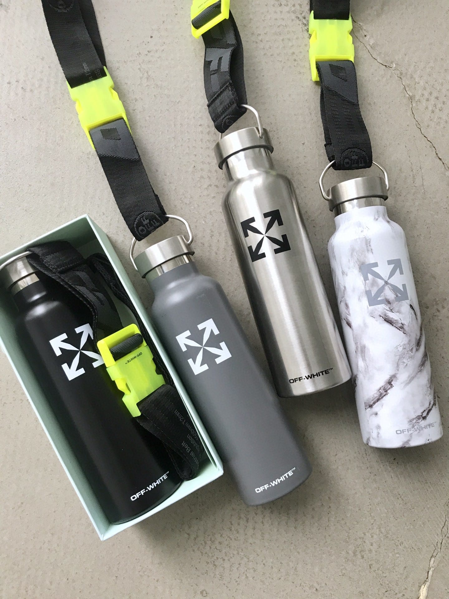 Бутылка Off White Logo "Silver" фото № 2