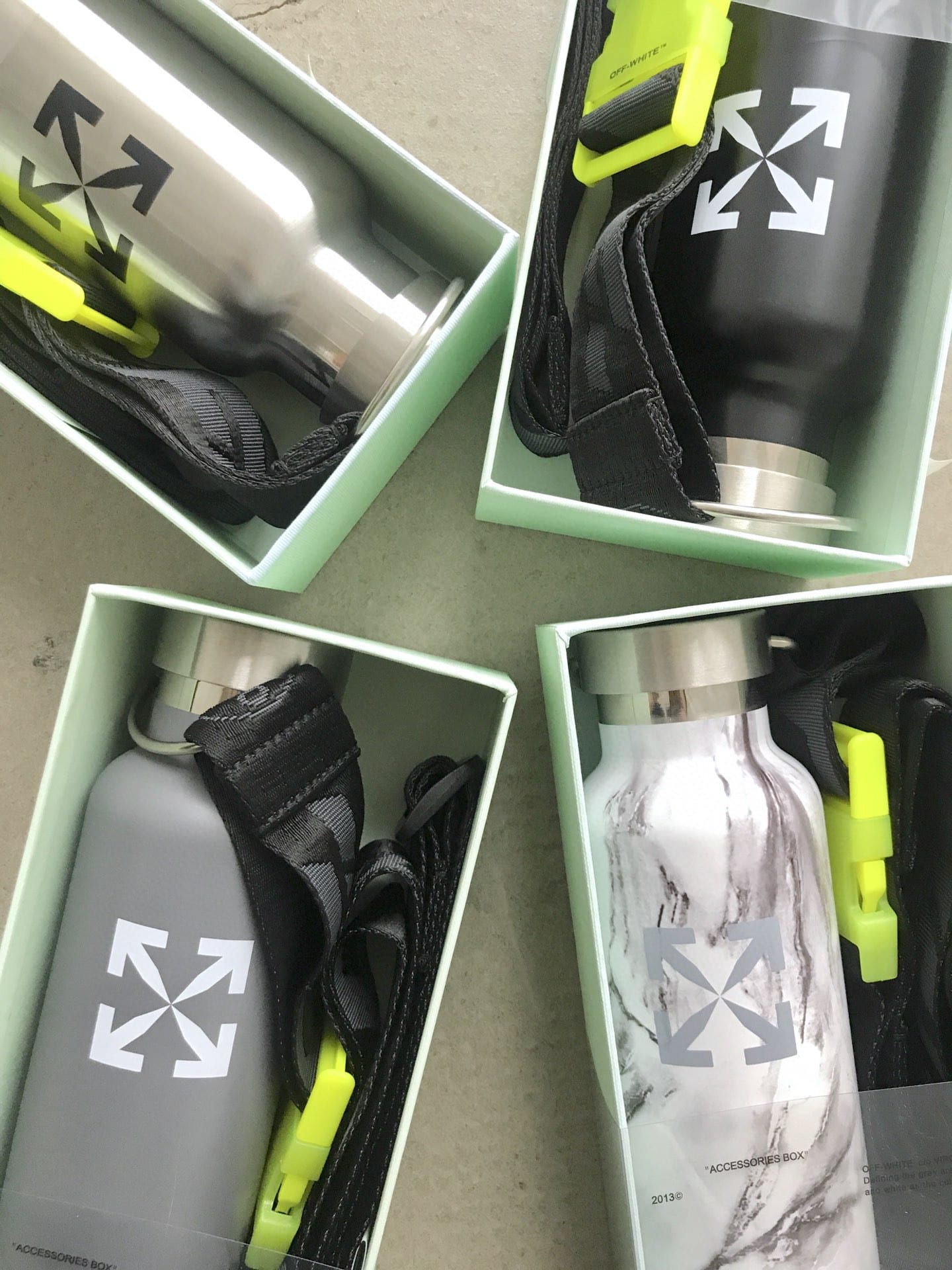 Бутылка Off White Logo "Silver" фото № 5
