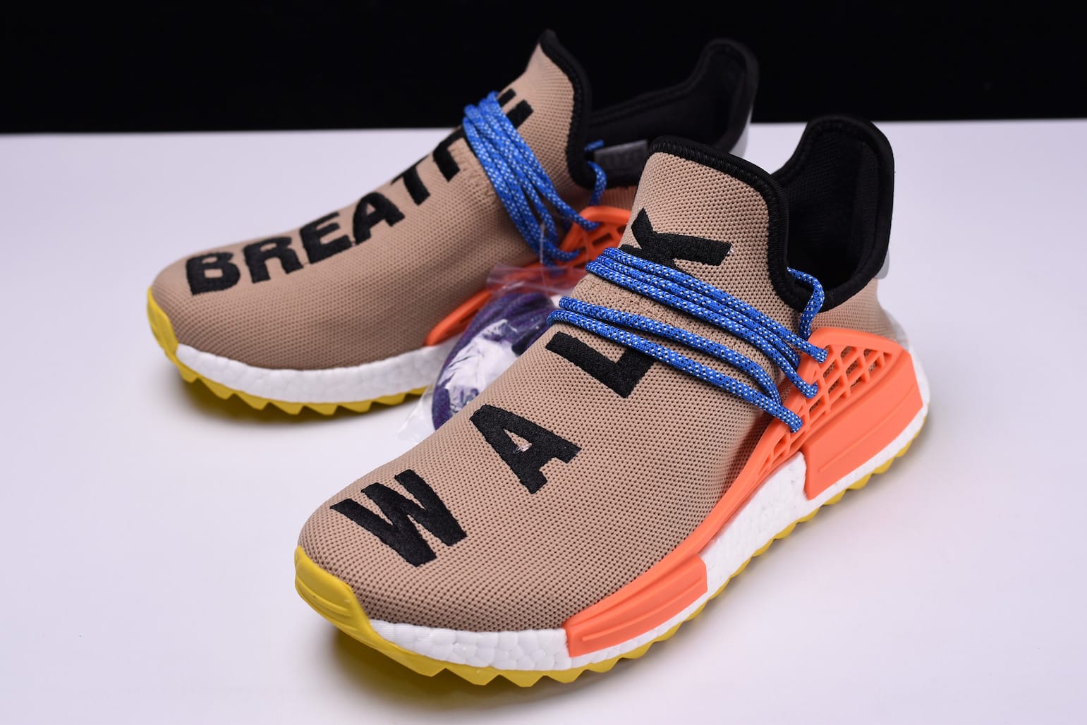 Adidas NMD TR Human Race "Pail Nude/Semi Solar Orange" фото № 4