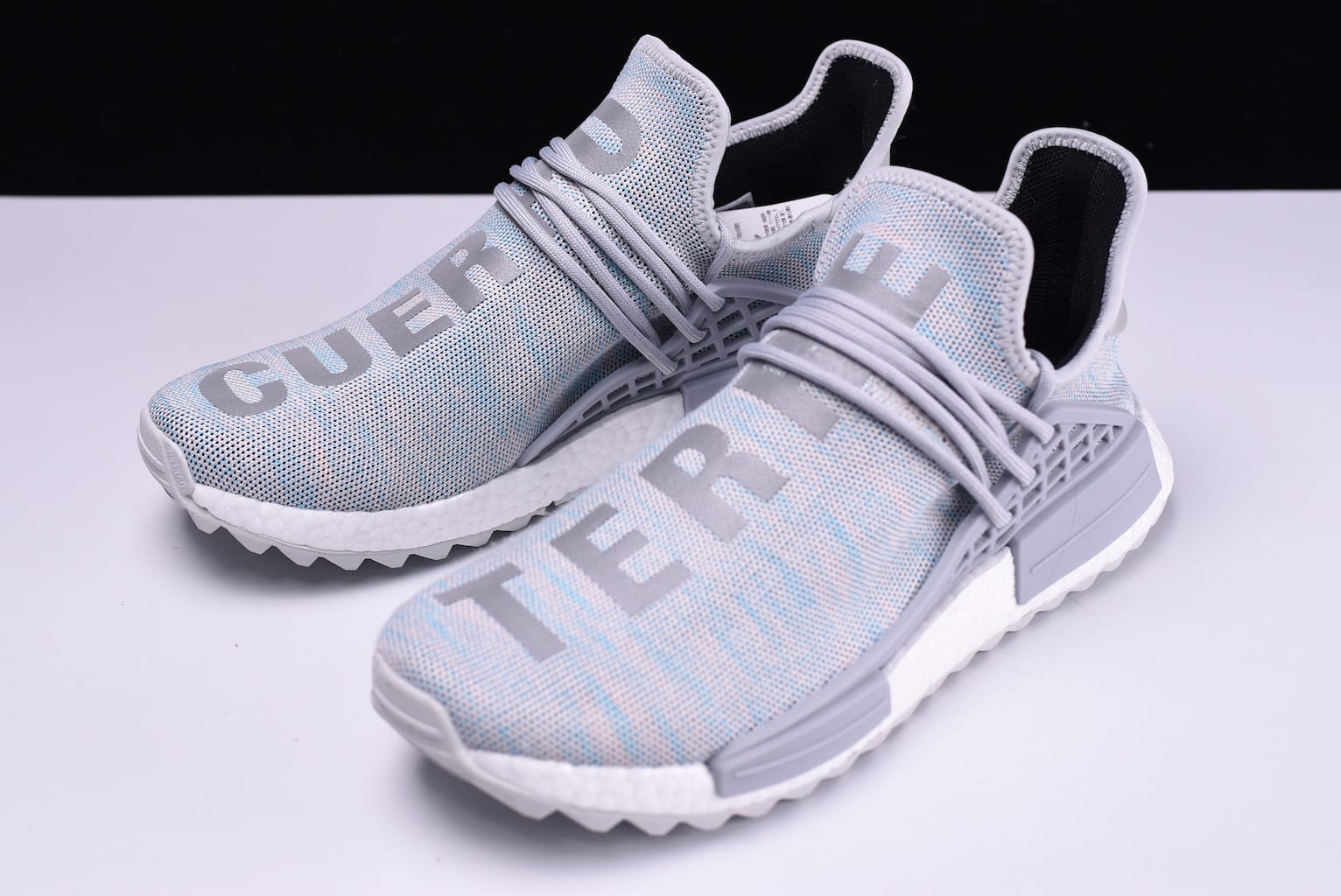 Pharrell Williams x Adidas NMD Hu "Trail Nerd" фото № 4