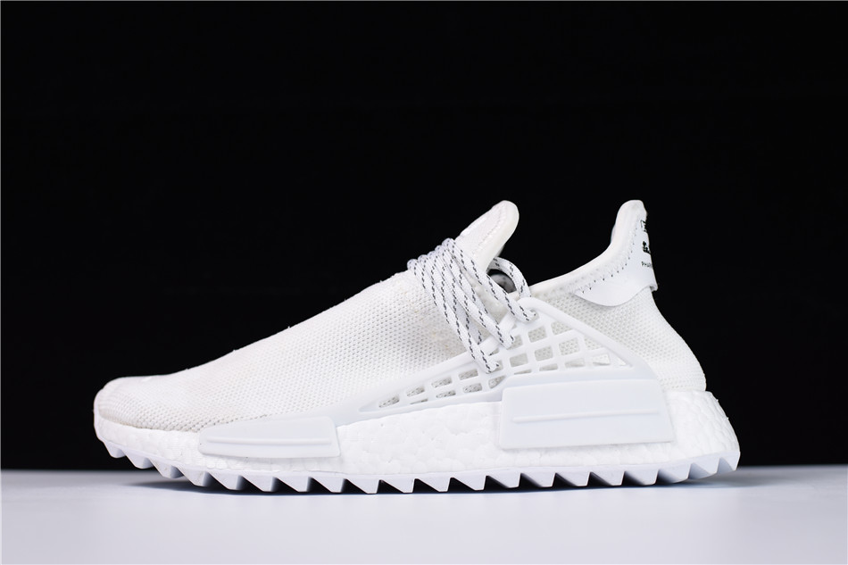 Pharrell Williams x Adidas NMD Hu "Blank Canvas" фото № 2