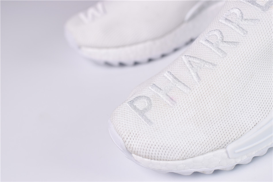 Pharrell Williams x Adidas NMD Hu "Blank Canvas" фото № 5