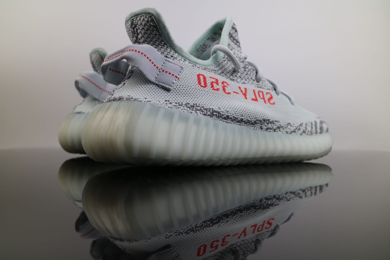 Adidas Yeezy Boost 350 v2 "Blue Tint" фото № 5