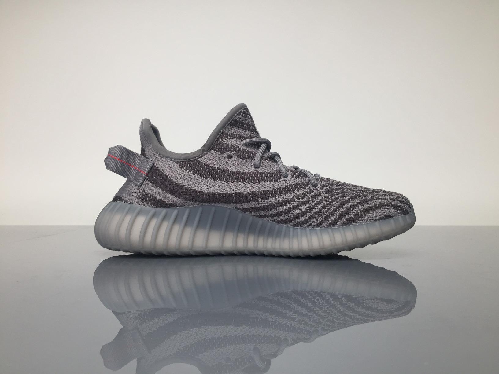 Adidas Yeezy Boost 350 v2 "Beluga 2.0" фото № 3