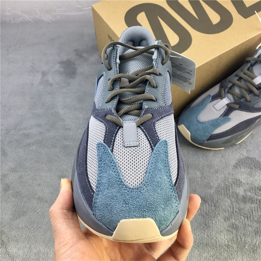 Adidas Yeezy Boost 700 "Teal Blue" фото № 4