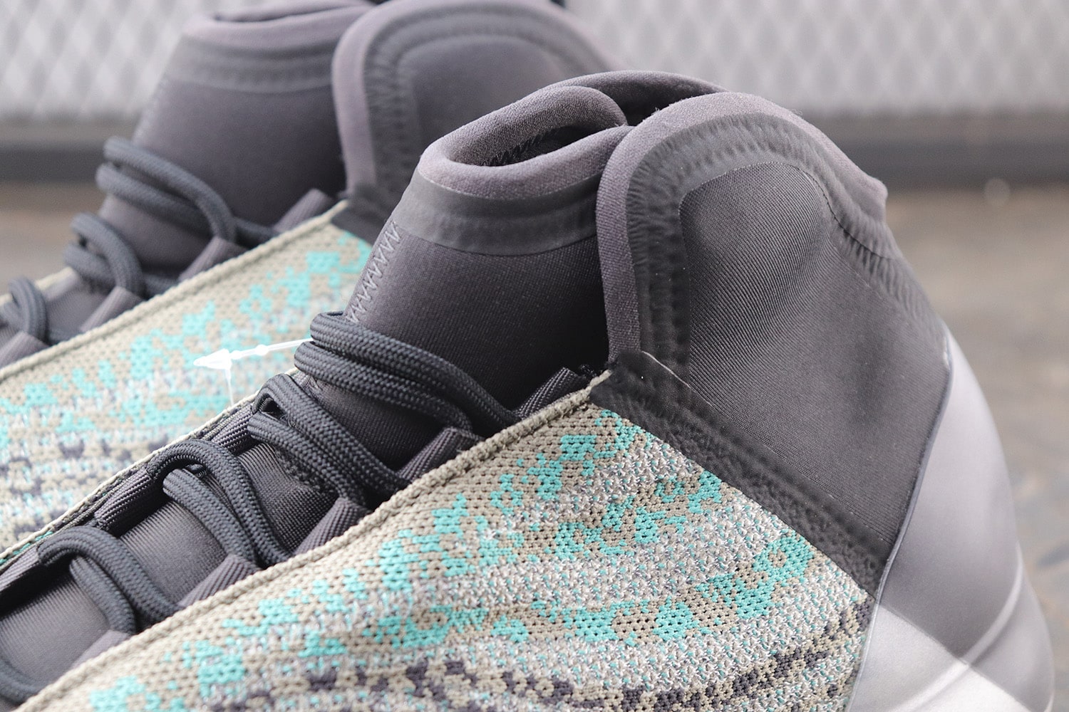 Adidas Yeezy Quantum "Teal Blue" фото № 6