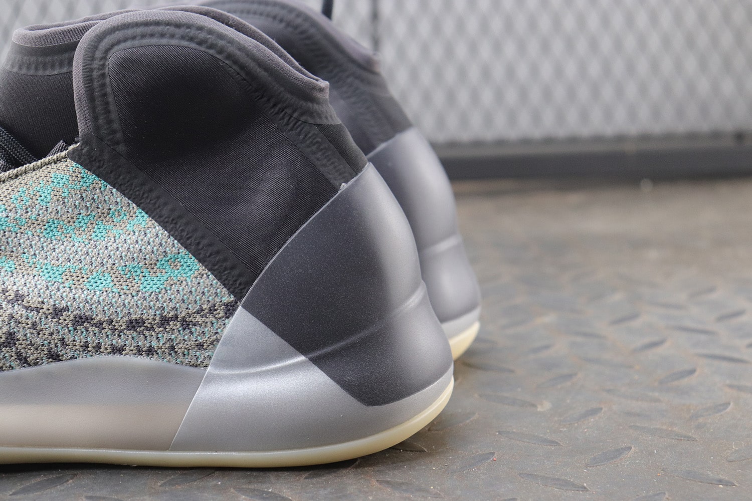 Adidas Yeezy Quantum "Teal Blue" фото № 7