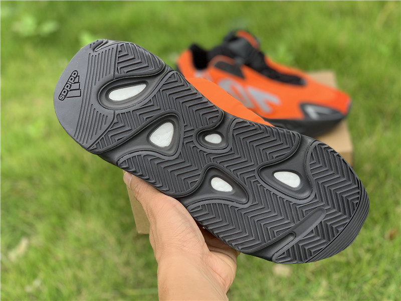 Adidas Yeezy Boost 700 MNVN "Orange" фото № 9