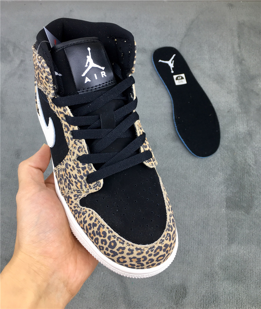 Air Jordan 1 Mid SE GS "Cheetah" фото № 4
