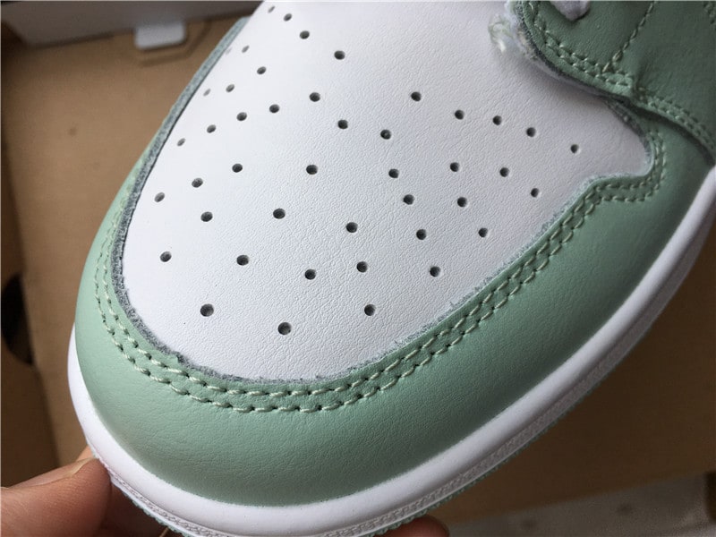 Air Jordan 1 Retro Low "Neutral Grey" фото № 8