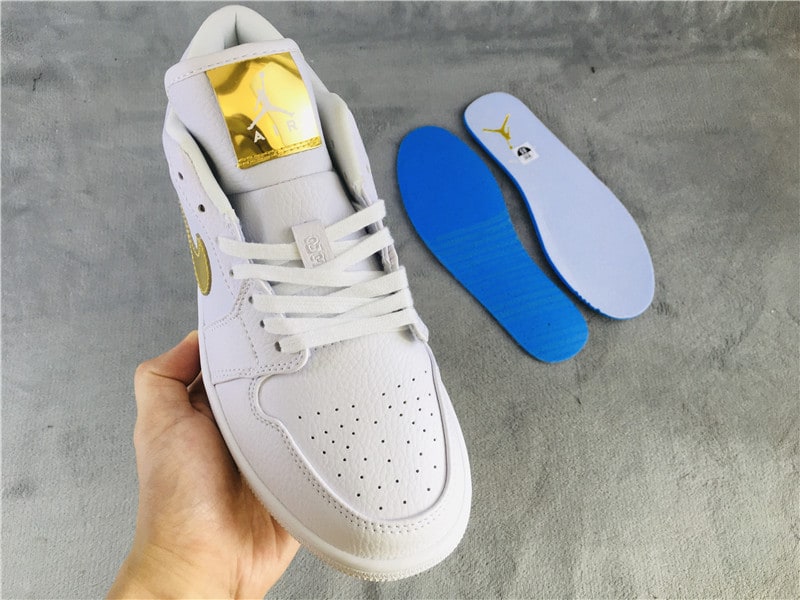 Air Jordan 1 Retro Low "White/Metallic Gold" фото № 4