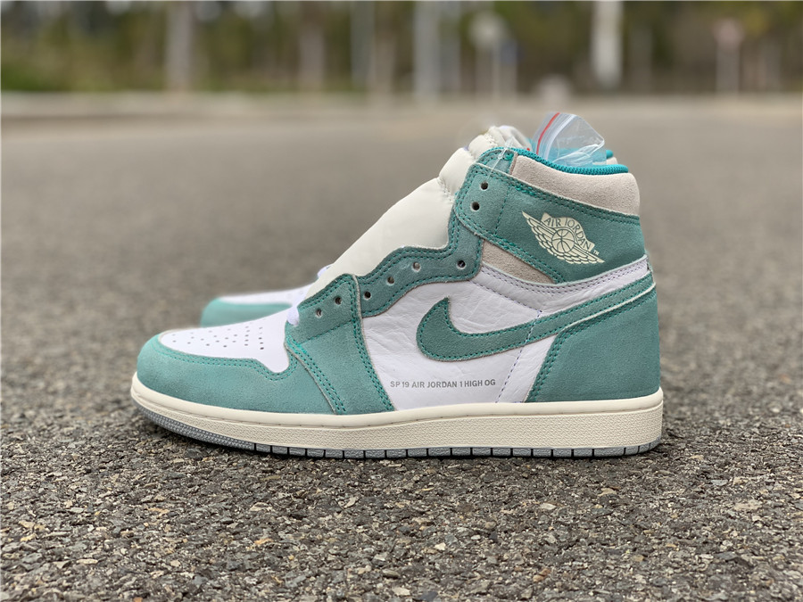 Air Jordan 1 Retro High OG "Turbo Green" фото № 2