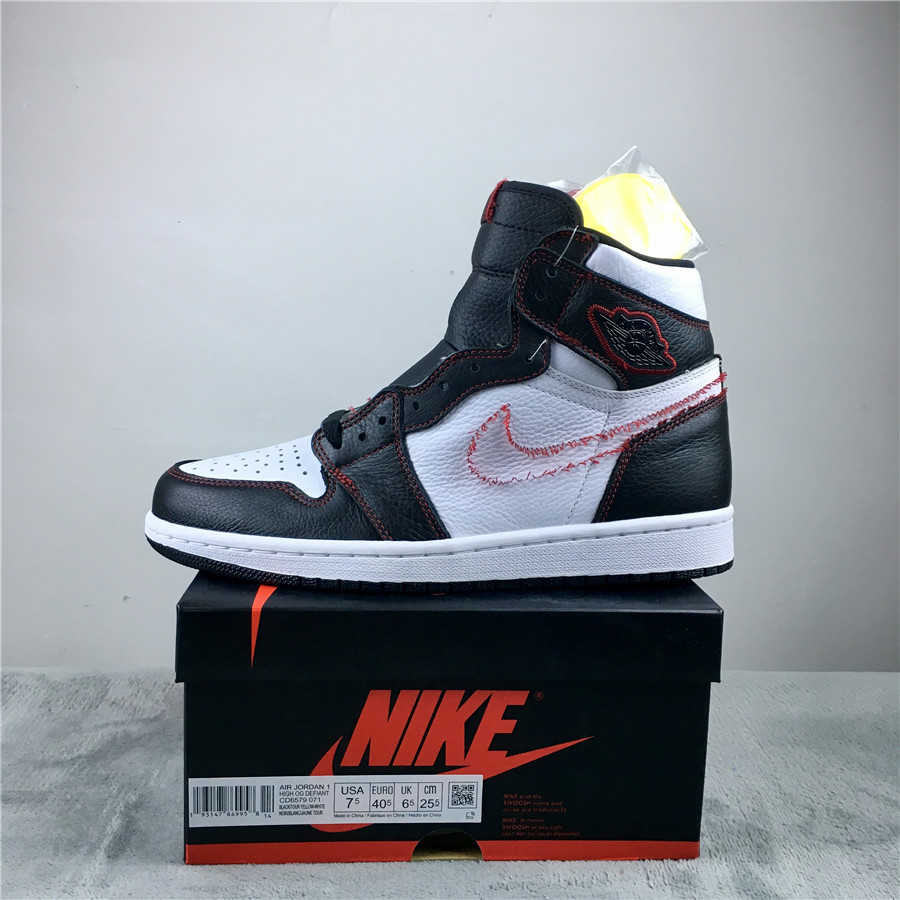 Air Jordan 1 High OG "Defiant" фото № 2