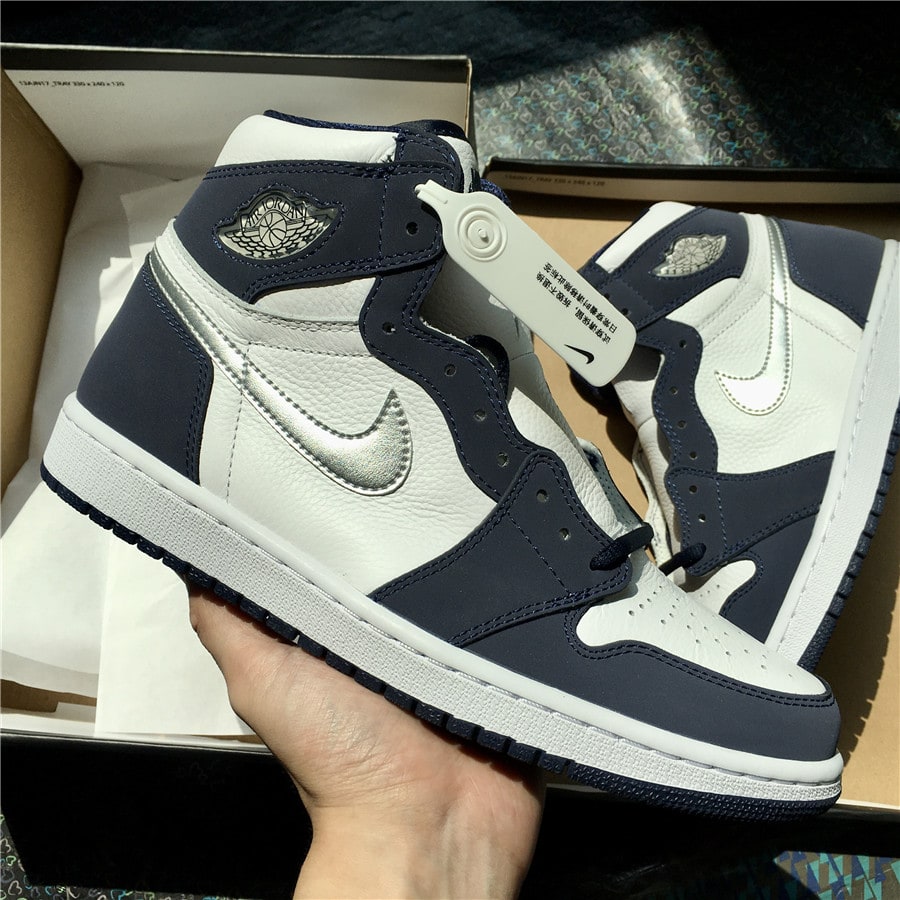 Air Jordan 1 Retro High OG "Midnight Navy" фото № 8