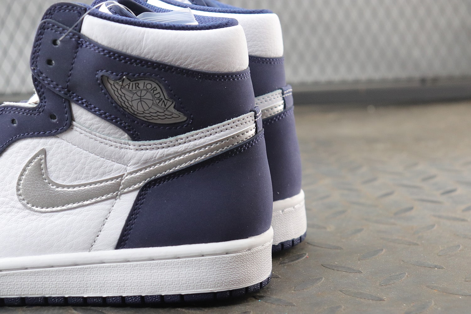 Air Jordan 1 Retro High COJP "Midnight Navy" фото № 9