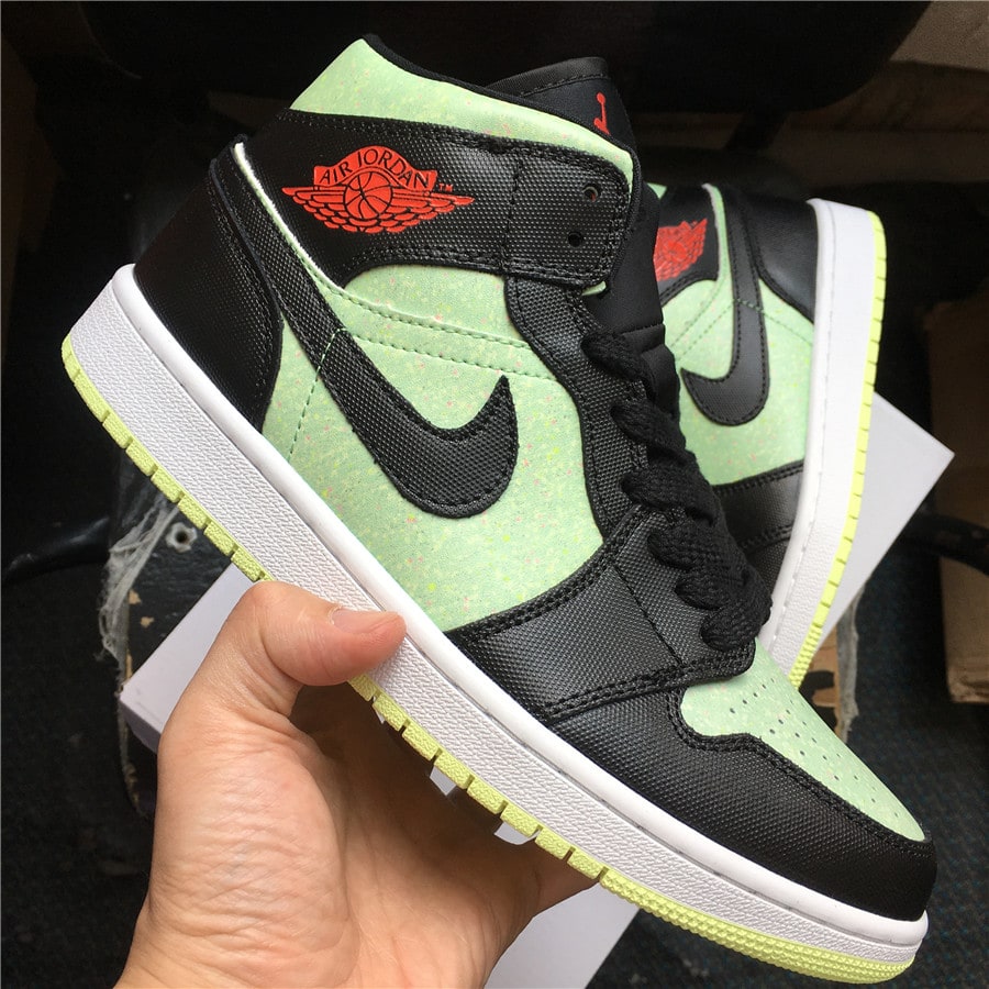 Air Jordan 1 Mid SE "Grind" фото № 3