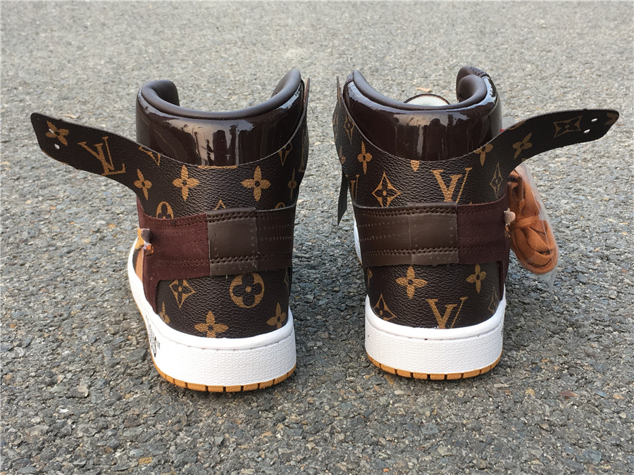 OFF-WHITE x LV x Air Jordan 1 "Luxury" фото № 6