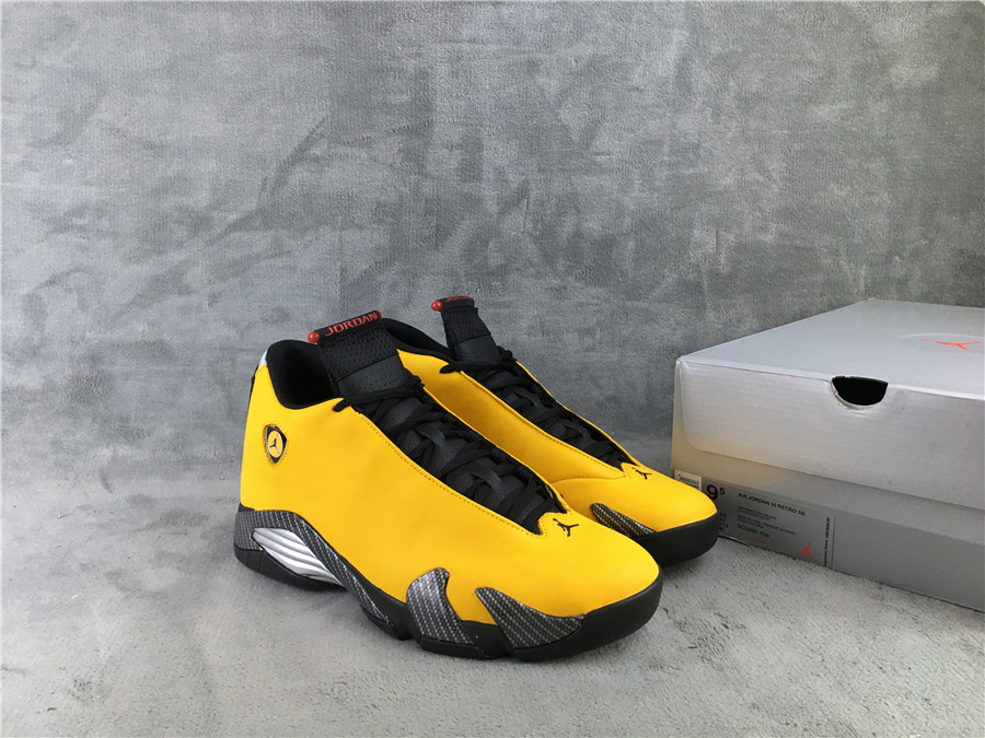 Air Jordan 14 Retro "Candy Cane" фото № 2